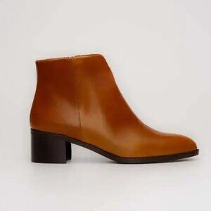 Laiik Nomia Ankle Boot in. Amber Brown Leather